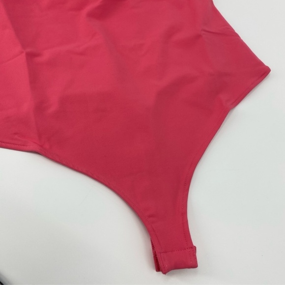 Free People Keep it Sleek Bodysuit in Electropop Pink Size Medium New with Tag - Picture 6 of 10